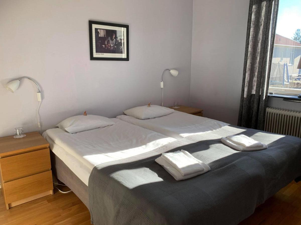 Bralanda Hotell Och Vandrarhem Ngoại thất bức ảnh