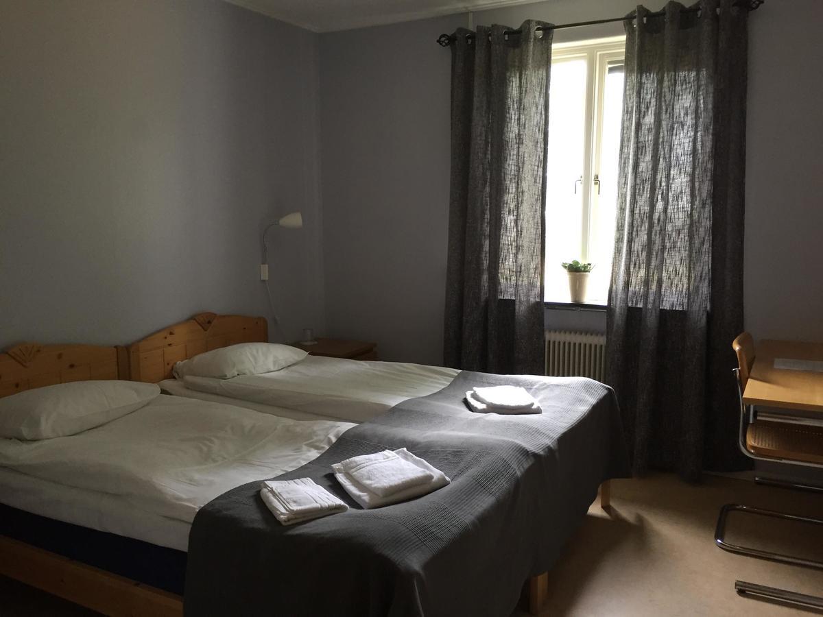 Bralanda Hotell Och Vandrarhem Ngoại thất bức ảnh