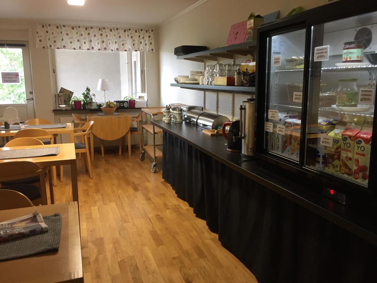 Bralanda Hotell Och Vandrarhem Ngoại thất bức ảnh