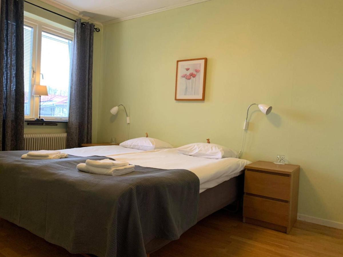 Bralanda Hotell Och Vandrarhem Ngoại thất bức ảnh